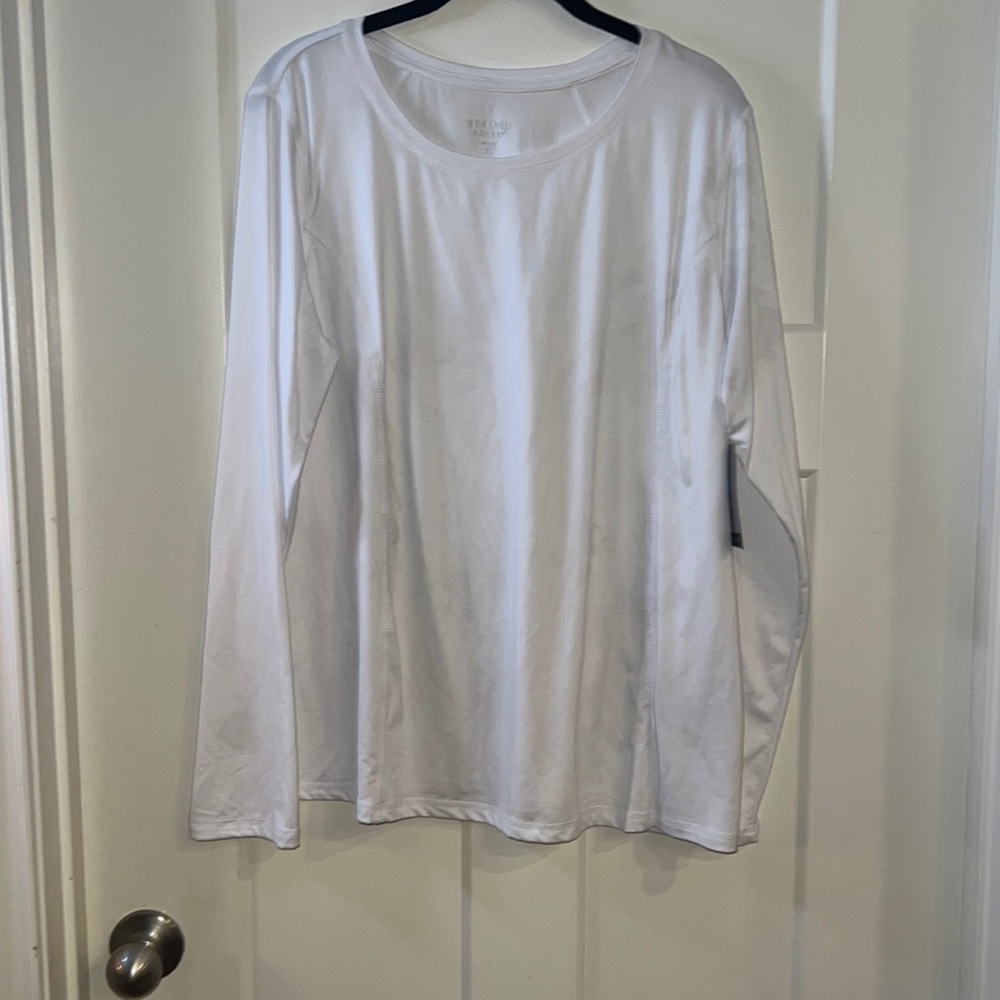 BEYOND SCRUBS Top